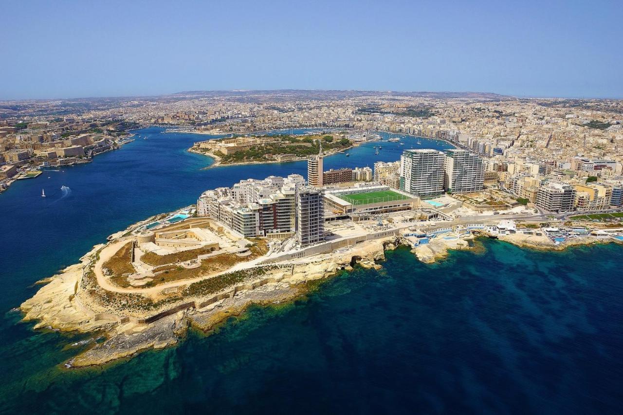 With Stunning Seaviews Apartamento *