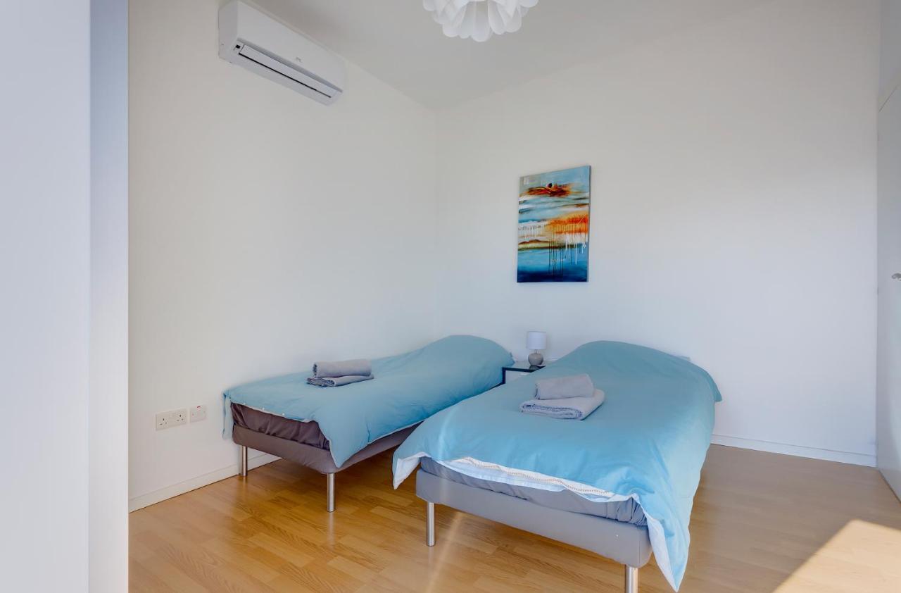 With Stunning Seaviews *